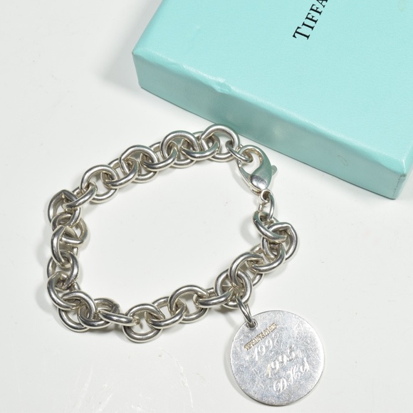 Vintage Tiffany & Co.Round Tag Charm Sterling Silver 925 Bracelet - Picture 4 of 5